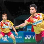 บนถนนหินสู่ปารีส