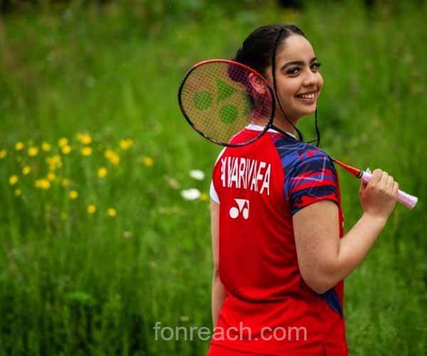 ผู้ลี้ภัย Dorsa Yavarivafa