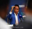 Norza เป็นประธานคณะกรรมการด้านการเงิน