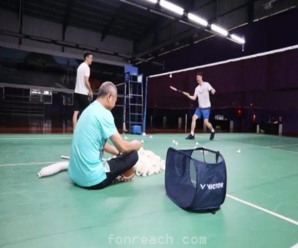 ทัต เหมิง อดีตโค้ชแบดมินตัน