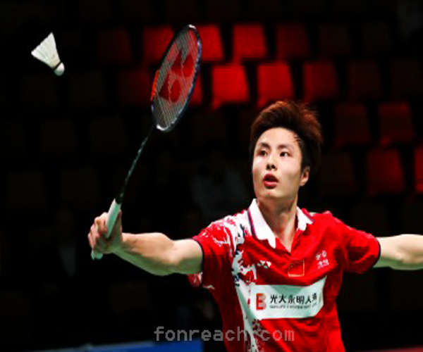 Shi Yuqi คว้าแชมป์โลกชาย